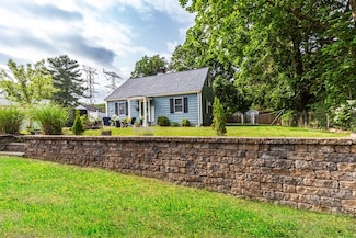 112 Stoughton St, Stoughton, MA 02072
