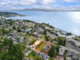 415 13th St, Bellingham, WA 98225