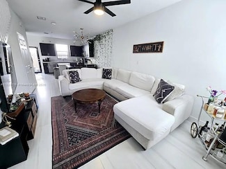 518 SW 19th Way, Fort Lauderdale, FL 33312