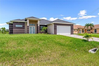2802 14th St SW, Lehigh Acres, FL 33976