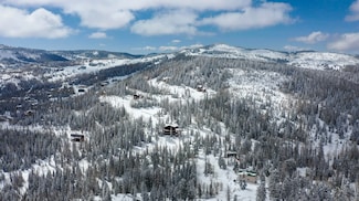 678 W Ski View Dr, Brian Head, UT 84719