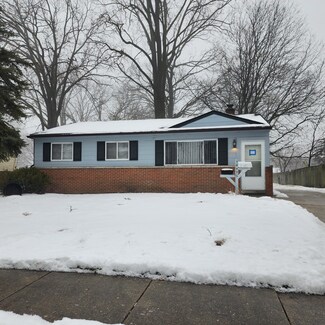 34435 Glover St, Wayne, MI 48184