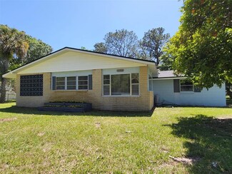 16936 SE 14th Street Rd, Silver Springs, FL 34488