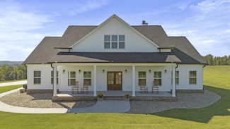 207 County Road 2, Riceville, TN 37370