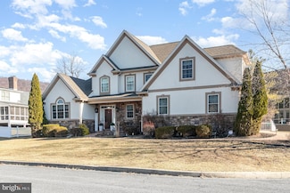 2452 Mercedes Ct, Harrisburg, PA 17112