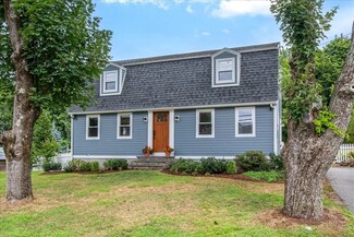 246 Stone St, Walpole, MA 02081