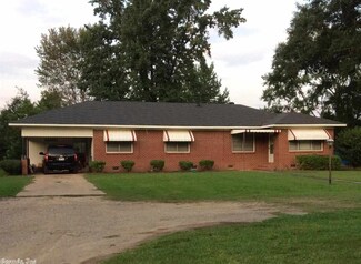 2709 S Main St, Crossett, AR 71635