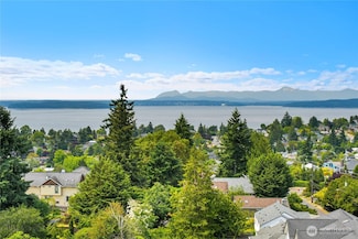 5001 California Ave SW Unit 212, Seattle, WA 98136