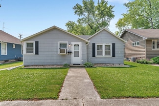 747 Armstrong St, Morris, IL 60450