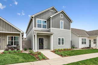 433 E Douglas Ave, Andover, KS 67002