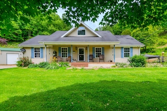 1173 Gun Creek Rd, Salyersville, KY 41465