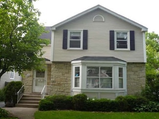 1936 Birchwood Ave, Wilmette, IL 60091