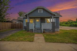 7449 Walker St, Houston, TX 77011