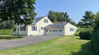 97 Park Ave W, Plattsburgh, NY 12901