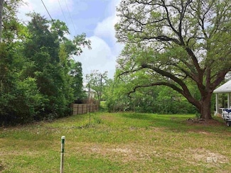 7625 Riverwood Dr, Foley, AL 36535