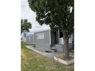 1030 SW 11th St Unit 70, Hermiston, OR 97838