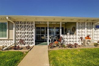 1621 Monterey Rd, Seal Beach, CA 90740