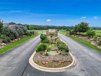 509 Acorn Trail, Granbury, TX 76049