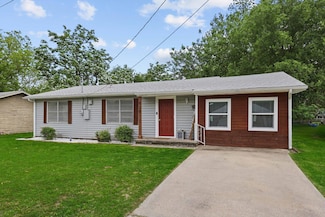 420 Buchanan St, Whitesboro, TX 76273