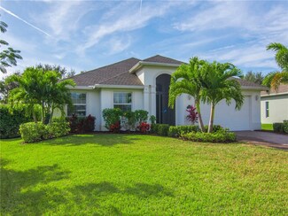 8337 Paladin Square, Vero Beach, FL 32967