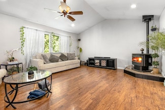 5681 Manx Rd, Pollock Pines, CA 95726