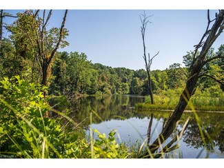 5555 Holbert Ln, Roseville, OH 43777