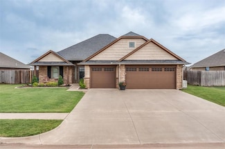 404 Auburn Ln, Piedmont, OK 73078