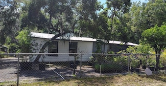 40431 Country Rd, Eustis, FL 32736
