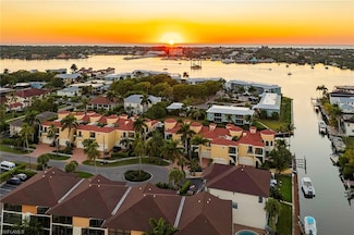 1160 Clam Ct Unit 3, Naples, FL 34102