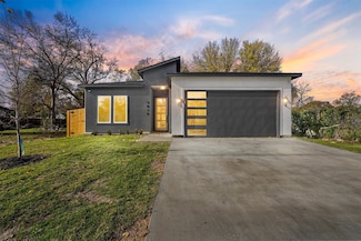 3819 Penelope St, Dallas, TX 75210