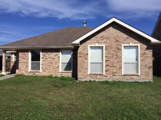 4417 Stella Dr, Meraux, LA 70075