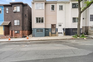 309 E Eagle St, Boston, MA 02128