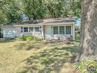 1500 SW Shunga Dr, Topeka, KS 66611