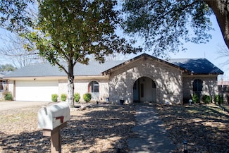 1108 Trace Rd, Cleburne, TX 76033