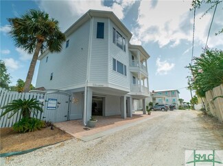 12 13th Ln, Tybee Island, GA 31328