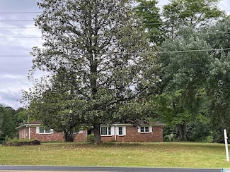 2749 Moore Rd, Adamsville, AL 35005