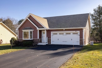 3 Wilson Way, Brentwood, NH 03833