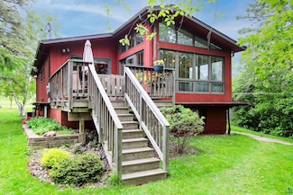 5202 Norwood St, Duluth, MN 55804