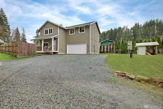 514 Vine St, Carbonado, WA 98323