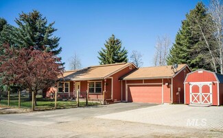 3411 Flowing Wells Dr, Hailey, ID 83333
