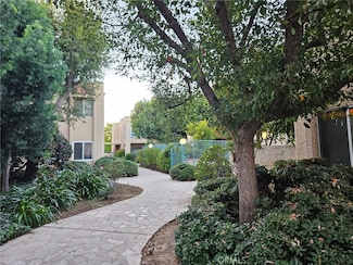 18307 Burbank Blvd Unit 41, Tarzana, CA 91356