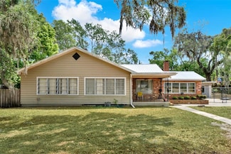 506 Perkins St, Leesburg, FL 34748