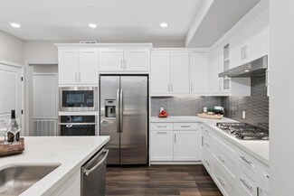 16750 Coyote Bush Dr Unit 82, San Diego, CA 92127