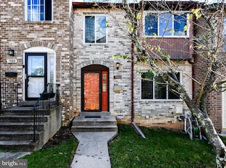 7002 Cipriano Woods Ct, Lanham, MD 20706