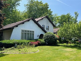 30 Silver Ridge Dr, Rochester, NY 14626