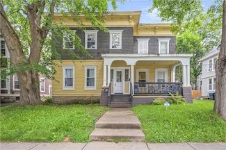 31 Cedar St, Oneonta, NY 13820