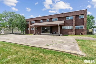 2851 Taylor Ave, Springfield, IL 62703