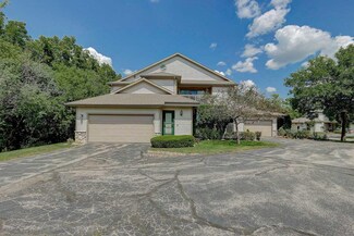 2267 Circle Ridge Unit B, Delafield, WI 53018
