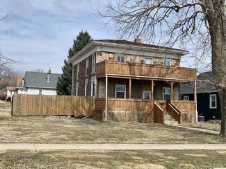 1207 6th St, La Salle, IL 61301