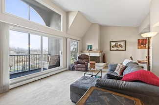 9500 Collegeview Rd Unit 308, Bloomington, MN 55437